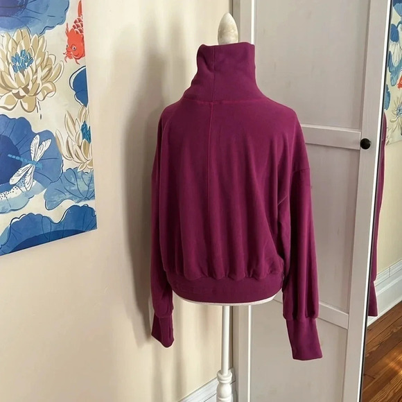 Sweaty Betty Fleece Pullover - Picture 5 of 11